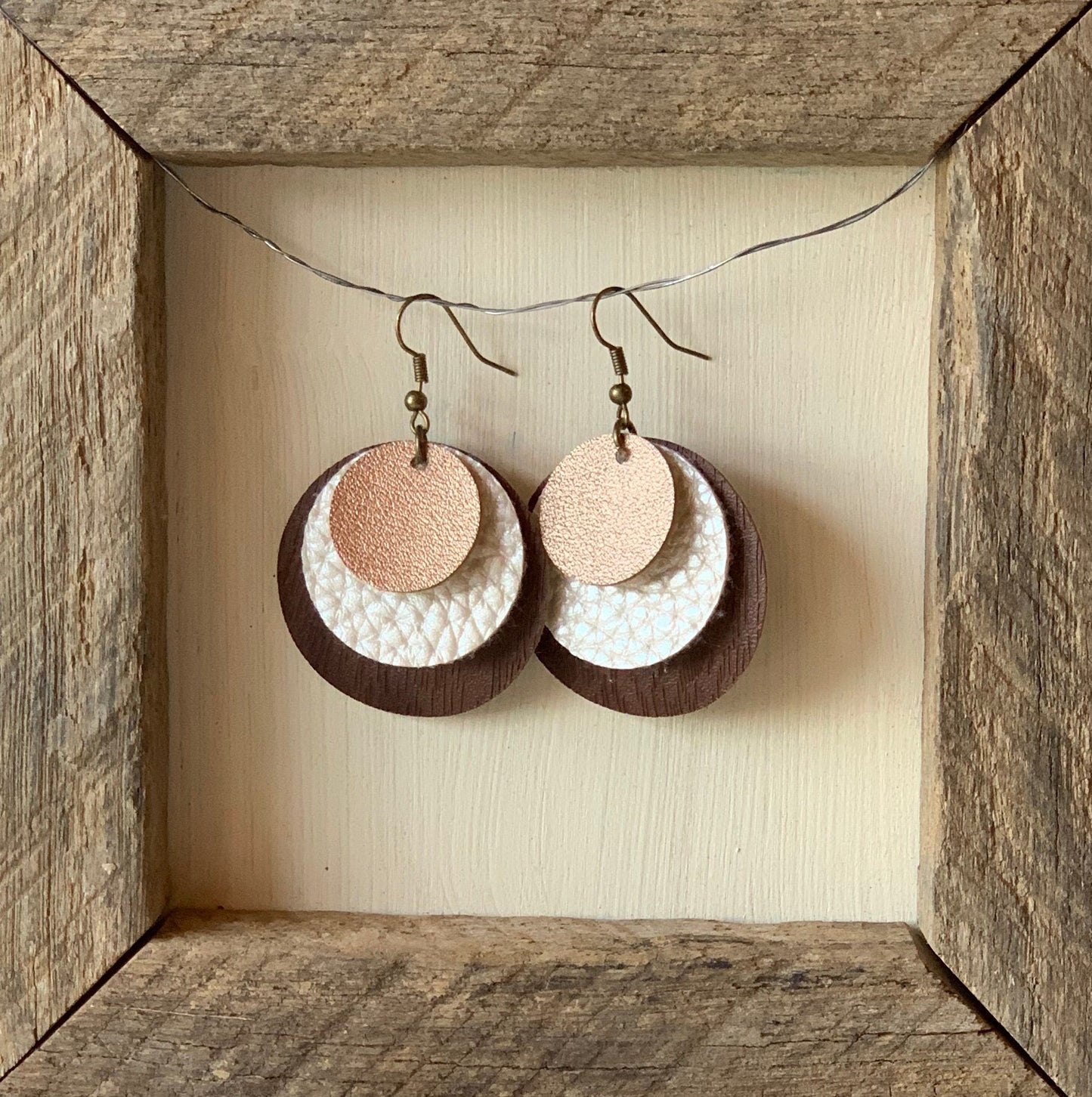 circle layered faux leather earring